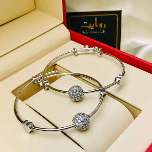 Adjustable Adult Bangle-61 (Silver)